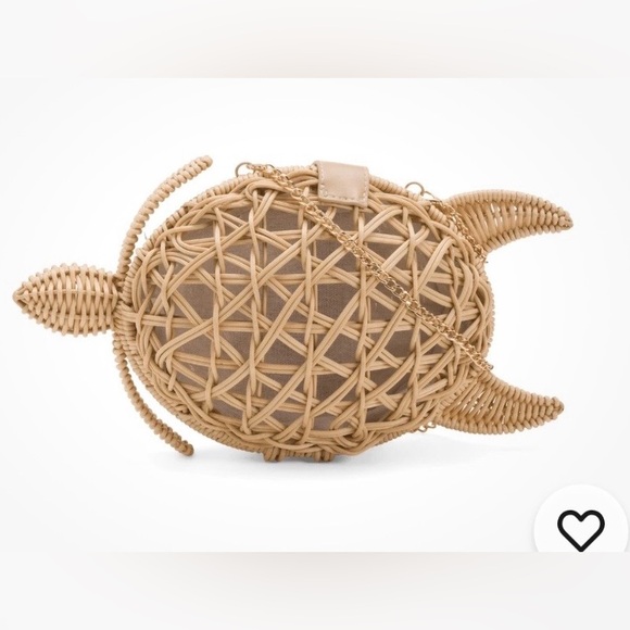 Tommy Bahama Handbags - Tommy Bahama Viral “Turtle Time” Purse with Gold Chain Accessory